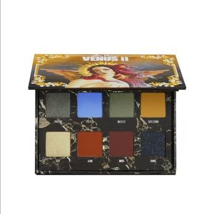 Like Crime Venus II Pressed Powder Palette